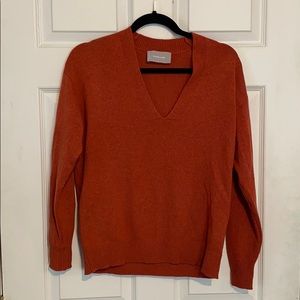 Everlane V-Neck Cashmere Sweater
